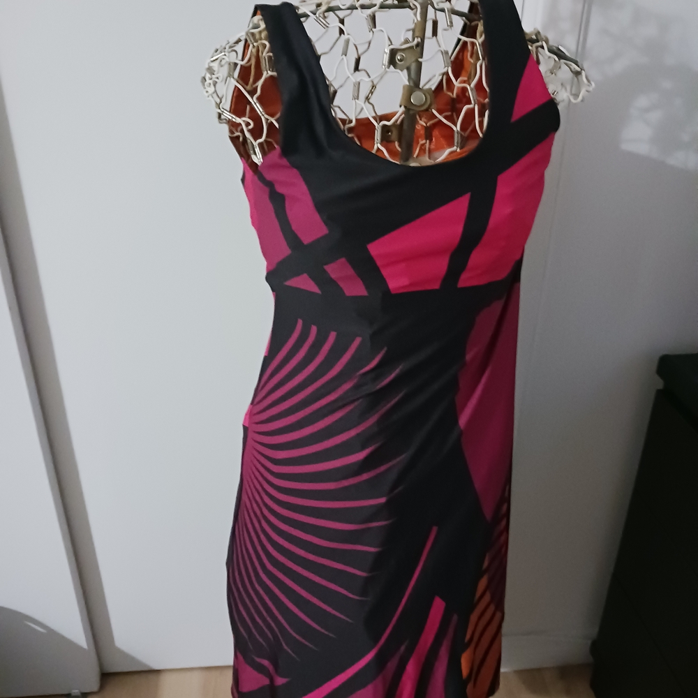 Sleeveless Mini Dress in Black and Fuchsia Graphic Print